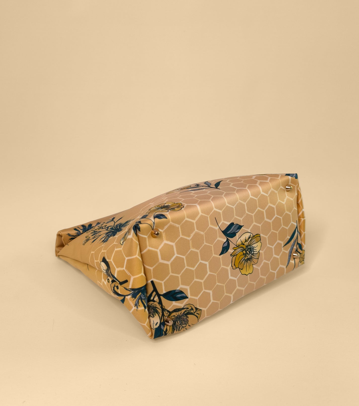 Maxi Gold | Keepsake Bag