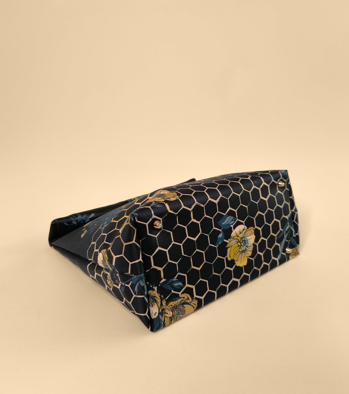 Maxi Onyx | Keepsake Bag